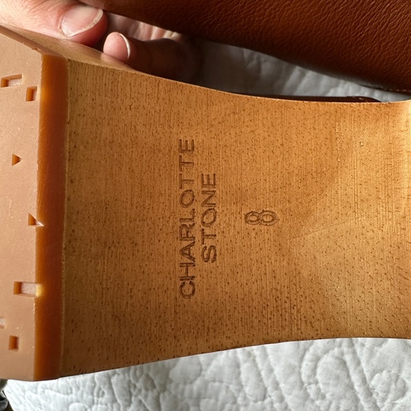 Charlotte Stone NWOB Brown Floral Heeled Clogs Size 8 - Picture 4 of 4